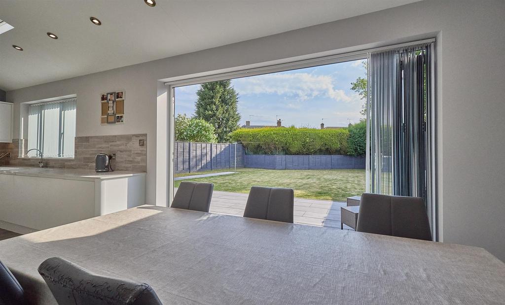 Kitchen/dining room