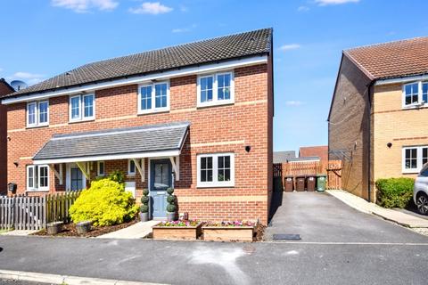 3 bedroom semi-detached house for sale, Corbett Drive, Wakefield, West Yorkshire