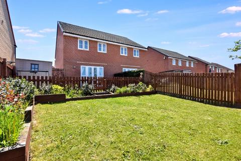 3 bedroom semi-detached house for sale, Corbett Drive, Wakefield, West Yorkshire
