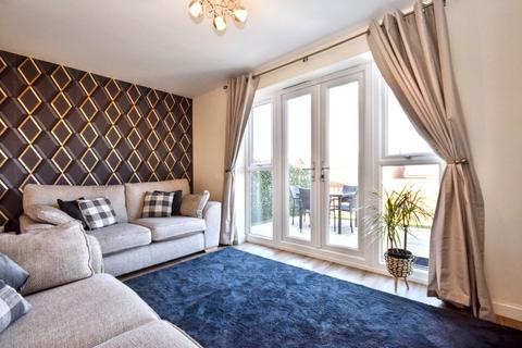 3 bedroom semi-detached house for sale, Corbett Drive, Wakefield, West Yorkshire