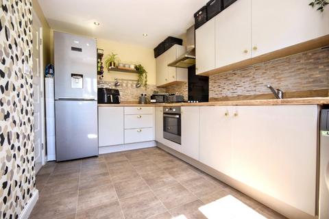 3 bedroom semi-detached house for sale, Corbett Drive, Wakefield, West Yorkshire