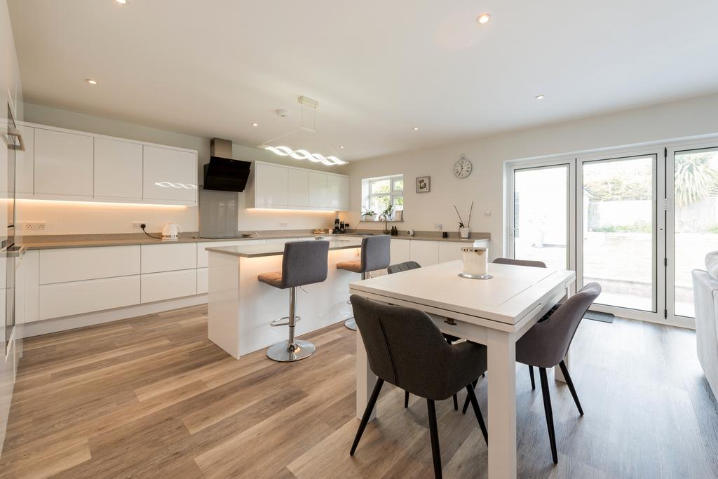 Open Plan Dining Room / Kitchen