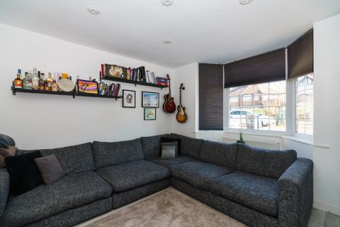 4 bedroom semi-detached house to rent, Downhurst Avenue, Mill Hill, NW7