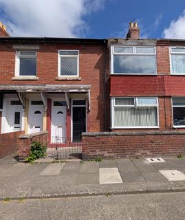 3 bedroom apartment to rent, Ethel Terrace, South Shields, NE34