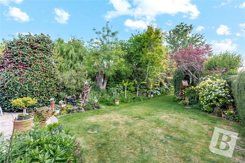 4 bedroom detached house for sale, Crow Green Road, Pilgrims Hatch, Brentwood, Essex, CM15