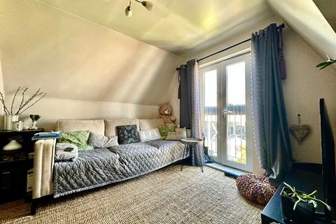 2 bedroom apartment for sale, Hawthorn House,  Gooshays Gardens, Romford