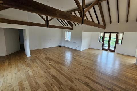 5 bedroom link detached house for sale, The Basrn, Gadairwen House, Groesfaen,