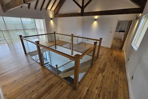 5 bedroom link detached house for sale, The Basrn, Gadairwen House, Groesfaen,