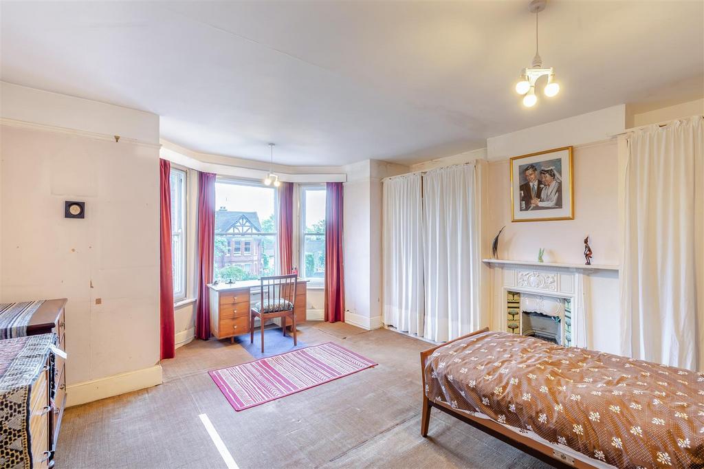 8648319-interior05.jpg