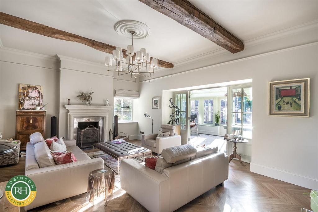 Formal lounge