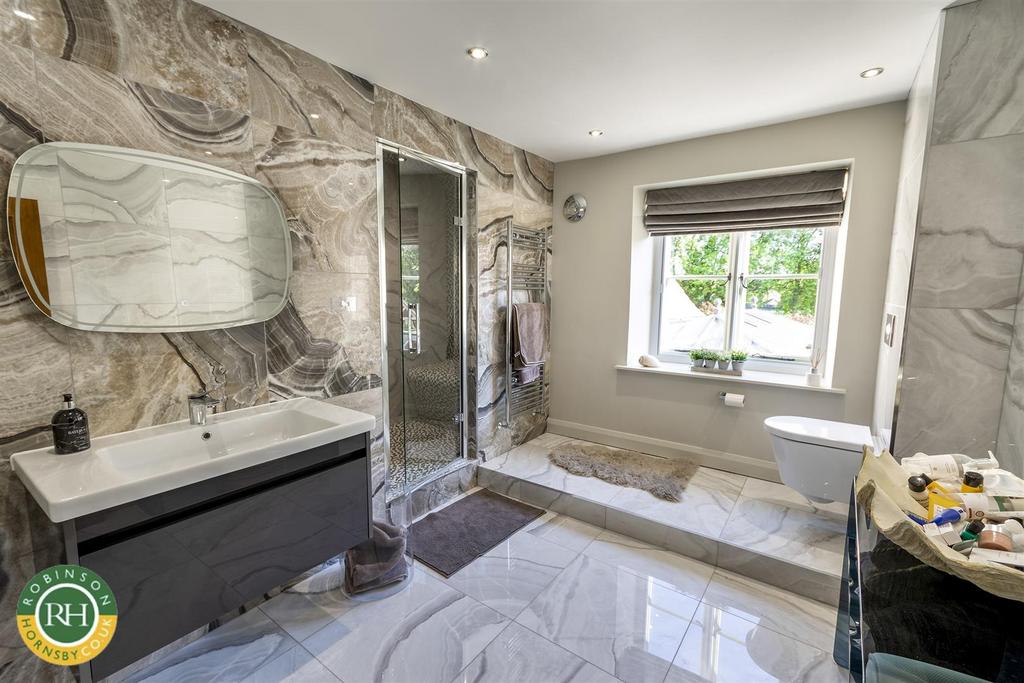 Bathroom/steam room