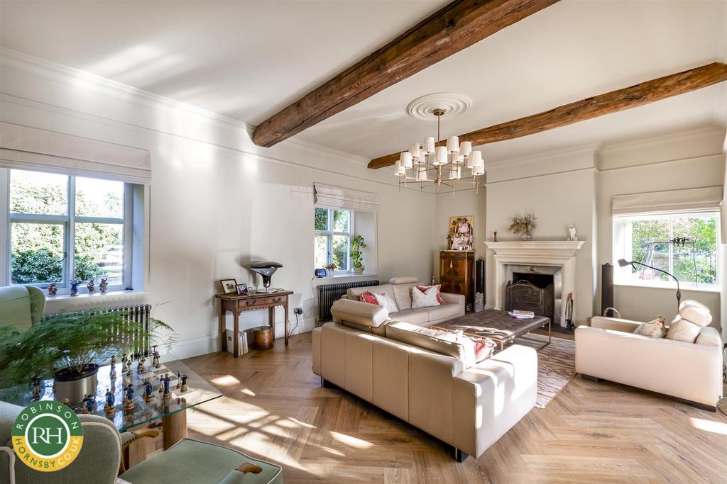 Formal lounge