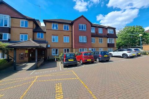 2 bedroom apartment for sale, Pembroke Lodge, Du Cros Drive, Stanmore, HA7