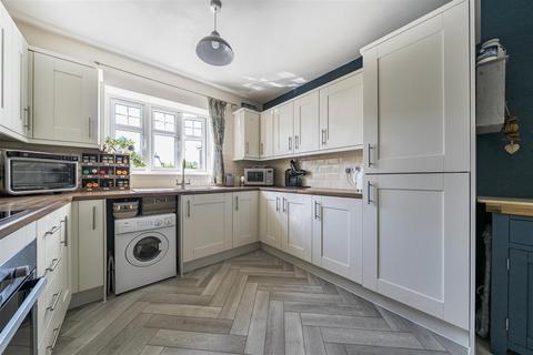 3 bedroom house for sale, Centenary Close, Kinnerley, Oswestry.