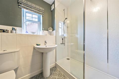 3 bedroom house for sale, Centenary Close, Kinnerley, Oswestry.