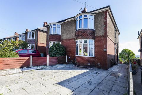 undefined, Wheatfield Avenue, Huddersfield HD3