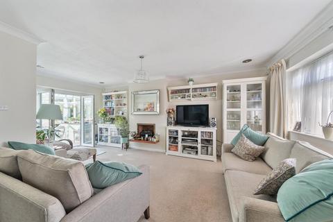 undefined, Kenton Lane, Harrow HA3