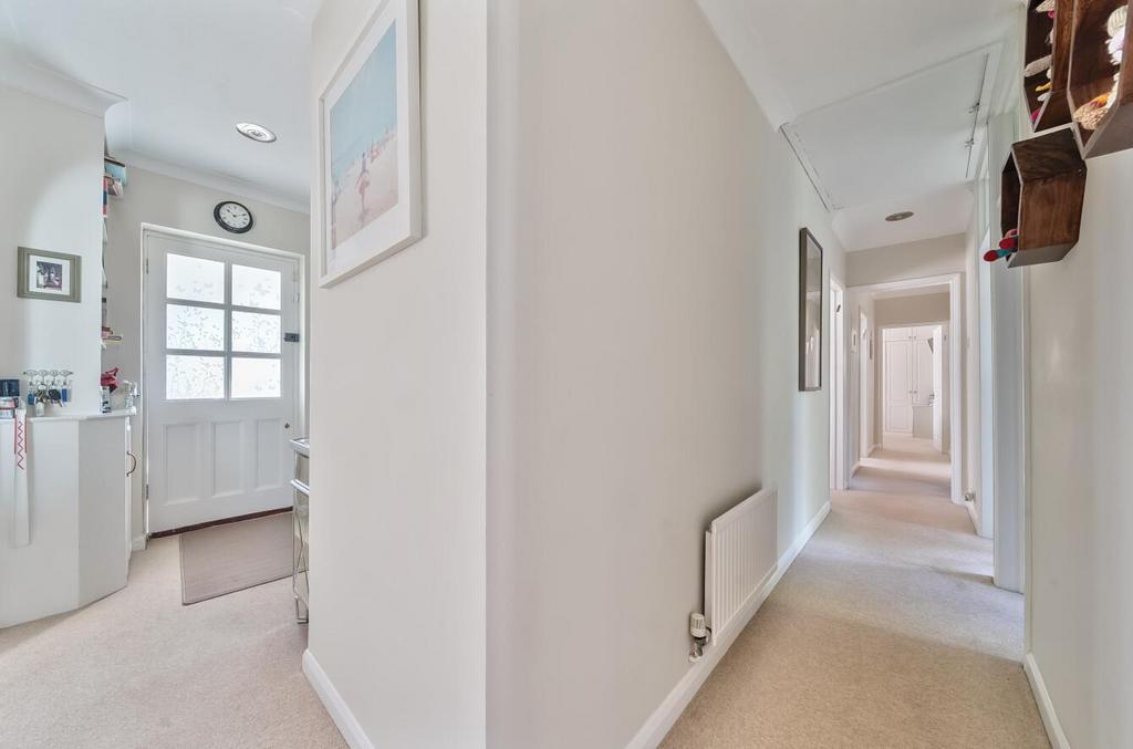 Davidson Frost-Wellings, DFW, Kenton Lane, Hallway