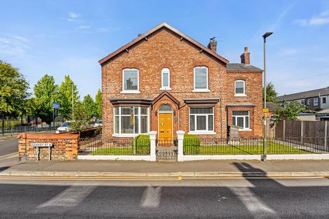3 bedroom semi-detached house for sale, Sankey Street, Golborne, WA3
