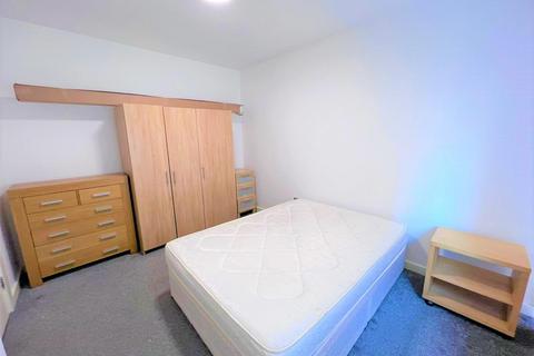2 bedroom flat to rent, Henry Street, Liverpool L1