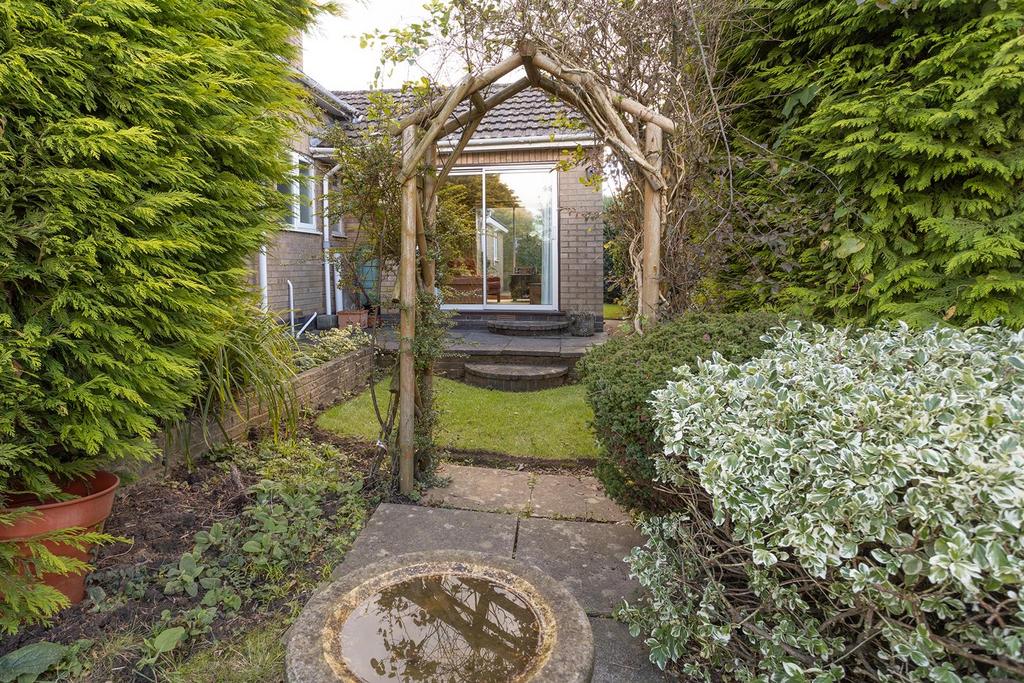 407 A6689.jpg