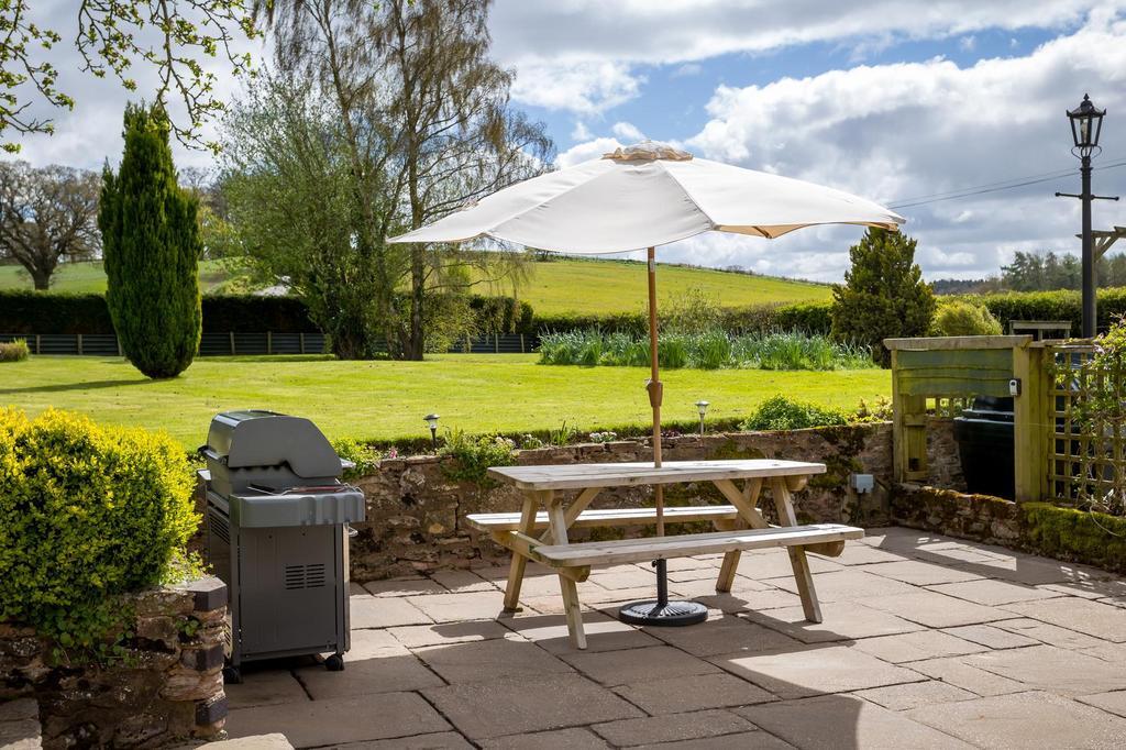 26 Stony side patio.jpg