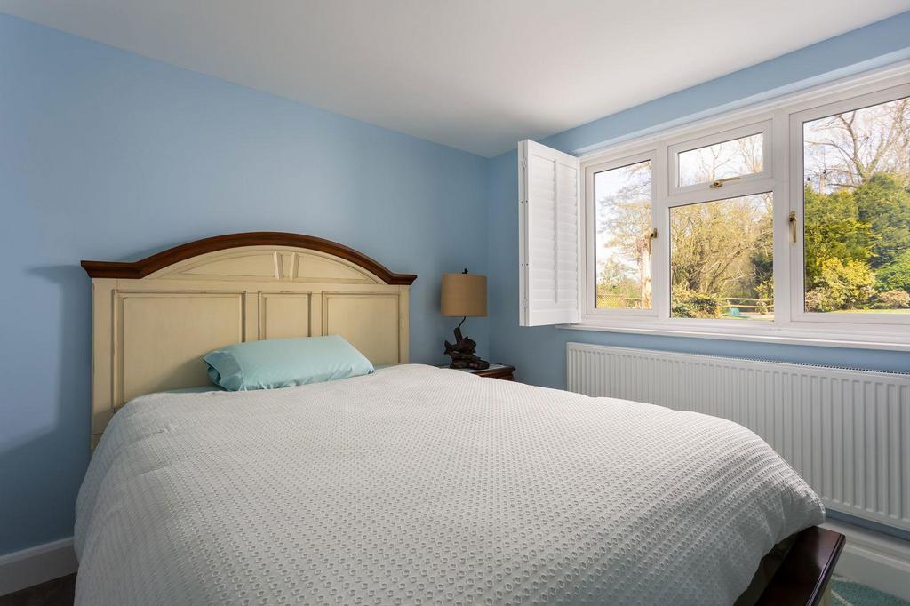 13 Stony bed downstairs.jpg