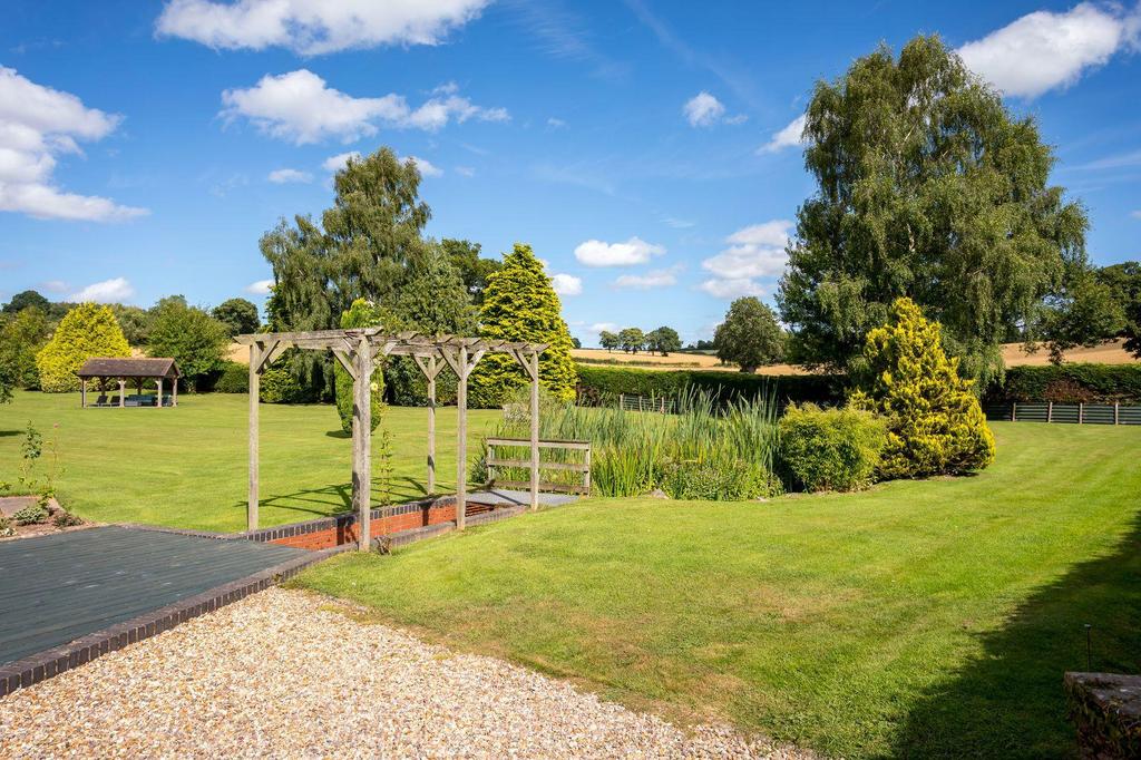 17 Stony garden pond 2.jpg