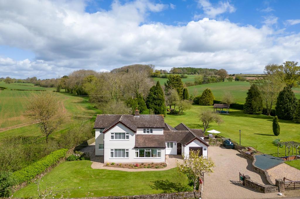 28 Stony main house aerial.jpg