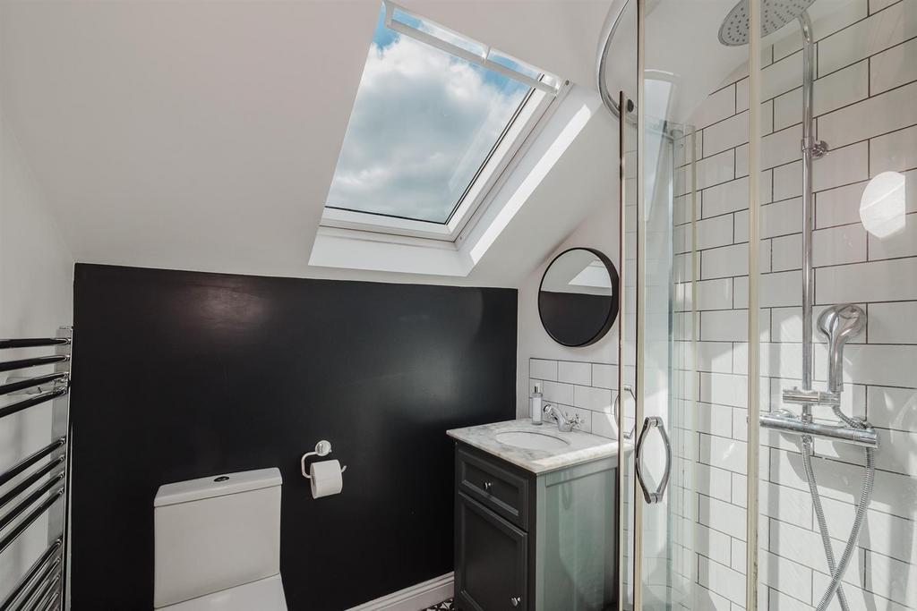 Bed 3 En Suite