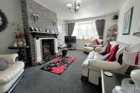 3 bedroom semi-detached house for sale, Countess Crescent, Bispham FY2