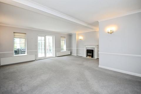 3 bedroom townhouse for sale, Branksome Wood Road, Bournemouth, BH2