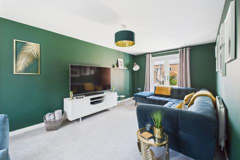 5 Bangor Close, Towcester, NN12 6UH