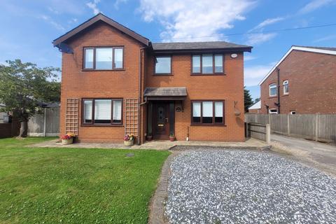 4 bedroom detached house for sale, Lowry Hill Lane, Lathom, Ormskirk, Lancashire, L40 5UL
