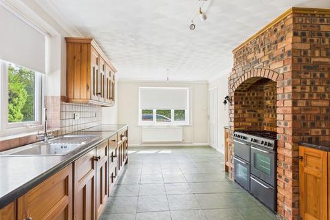 4 bedroom detached house for sale, Lowry Hill Lane, Lathom, Ormskirk, Lancashire, L40 5UL