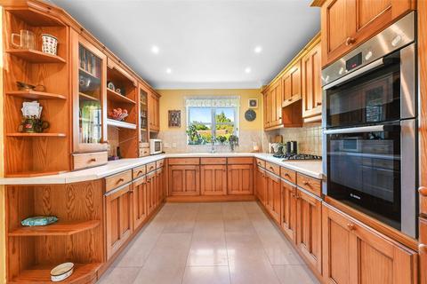 5 bedroom detached house for sale, Players Court, Felsted, Dunmow, Essex, CM6