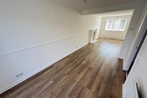 3 bedroom semi-detached house for sale, Christleton Close, Prenton
