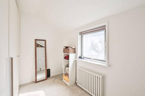 Flat 3, 2 Ingham Road, London, NW6 1DE