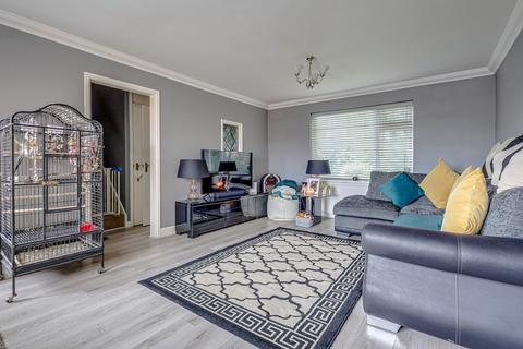 7 Biscay, Southend-on-sea, SS2 6HD