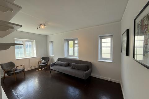 1 bedroom flat to rent, Brent Street, London, NW4