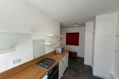 1 bedroom flat to rent, Brent Street, London, NW4