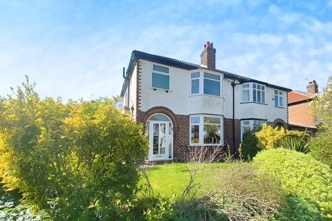 3 bedroom semi-detached house to rent, Barnfield Crescent, Sale, Greater Manchester, M33