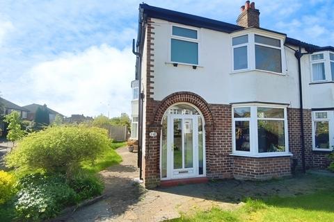 3 bedroom semi-detached house to rent, Barnfield Crescent, Sale, Greater Manchester, M33