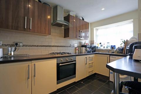 undefined, Whalebone Grove, Chadwell Heath, RM6