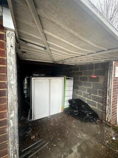 Garage to rent, Uxbridge Road, Hayes, Greater London, UB4