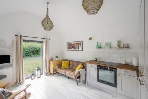 1 bedroom bungalow for sale, Common Lane, Ingatestone, CM4