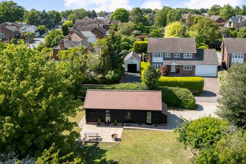 undefined, Common Lane, Ingatestone, CM4