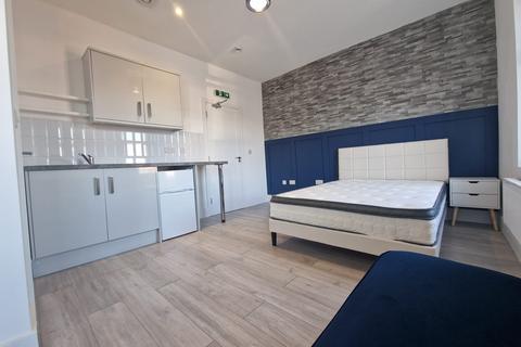 undefined, Francis Street, Luton, Bedfordshire