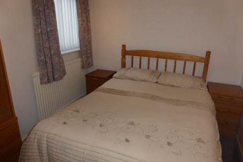 2 bedroom flat to rent, Pentre Road, St Clears, Carmarthenshire