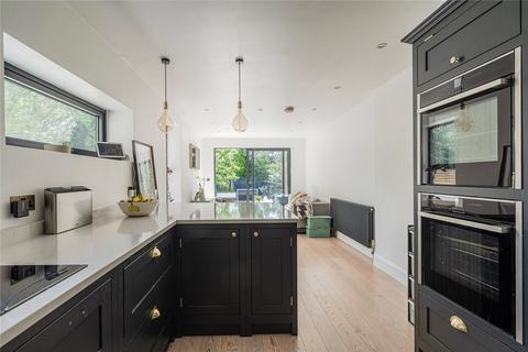 5 bedroom terraced house for sale, Gleneagle Road, London, SW16